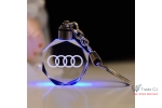 Cadoul perfect Breloc din sticlă cu 6 LED-uri Audi - Livrare Gratuita
