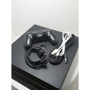 Consola PlayStation 4 Pro 1TB PS4 CUH7216B , 1 maneta, 5 jocuri incluse