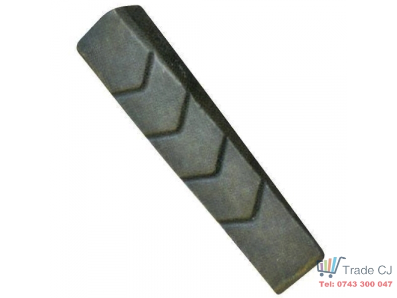 Pana din otel Fishbone pentru despicat lemne 1.5 kg