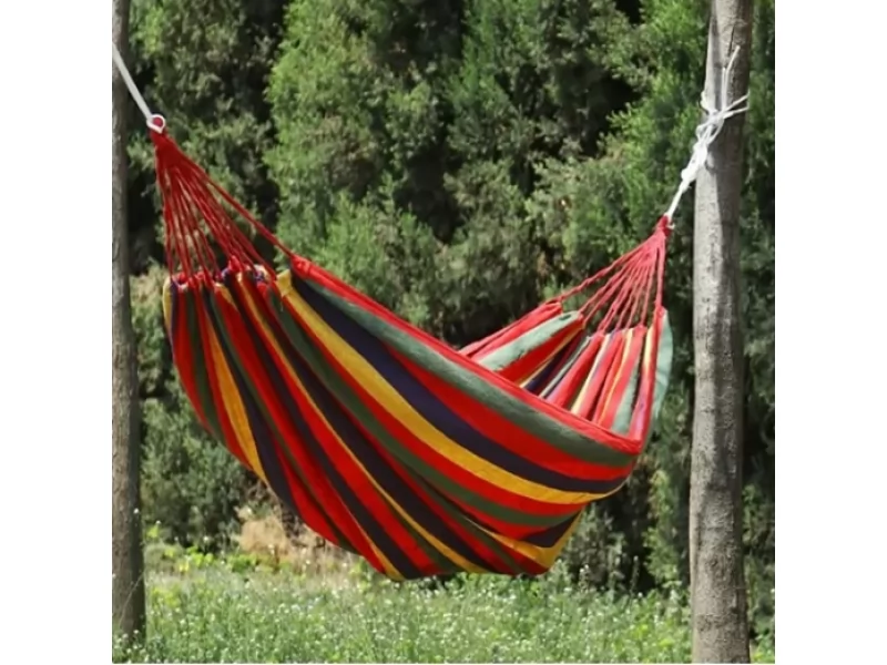Hamac din bumbac rezistent 240x160 cm, suporta 200 kg, pentru gradina, terasa, camping si relaxare, multicolor