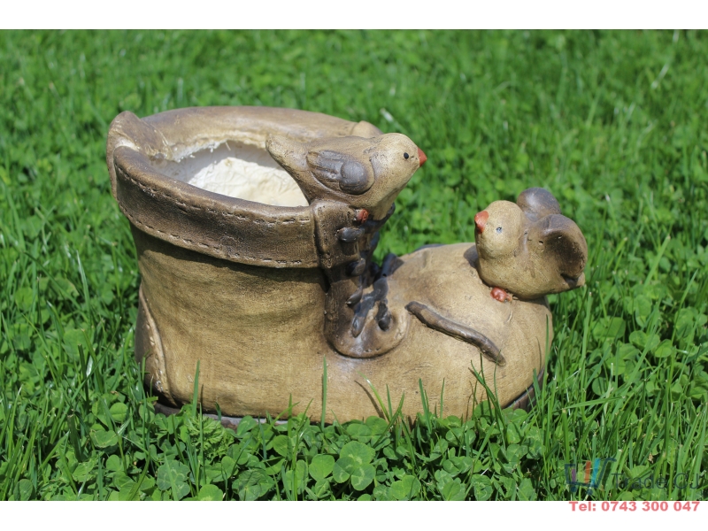 Decoratiune gradina Boot with flowerpot, ceramica 23cm inaltime
