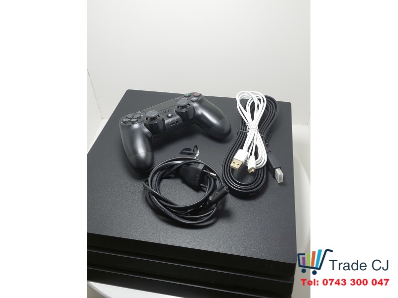 PlayStation 4 Pro 1TB PS4 CUH7216B console, 1 stick, 5 games included